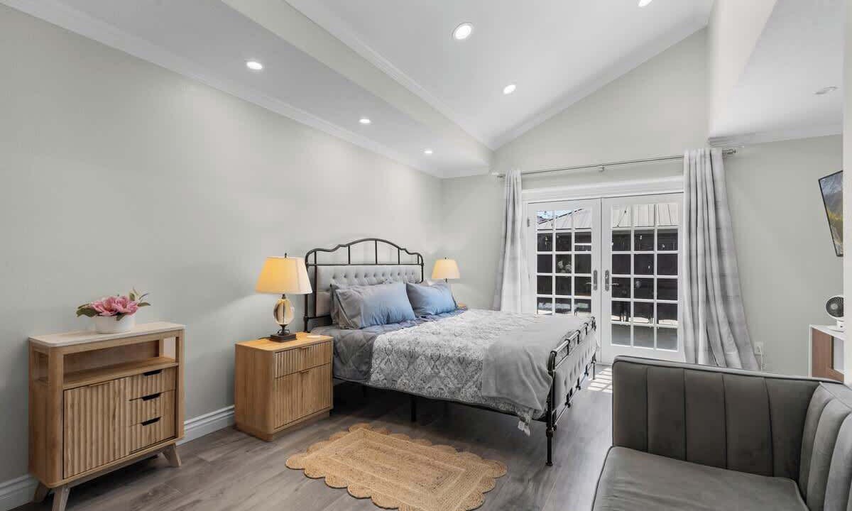 Photo of Bedroom in Westmont