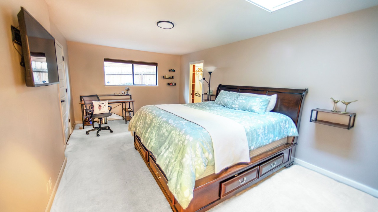 Photo of Bedroom in Lower Kingsbury