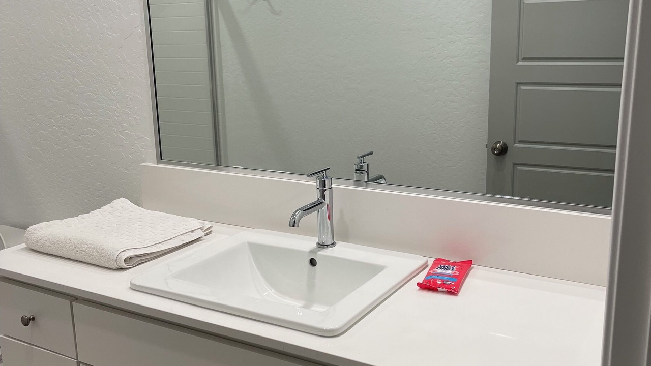 Photo of Bathroom in Hanford