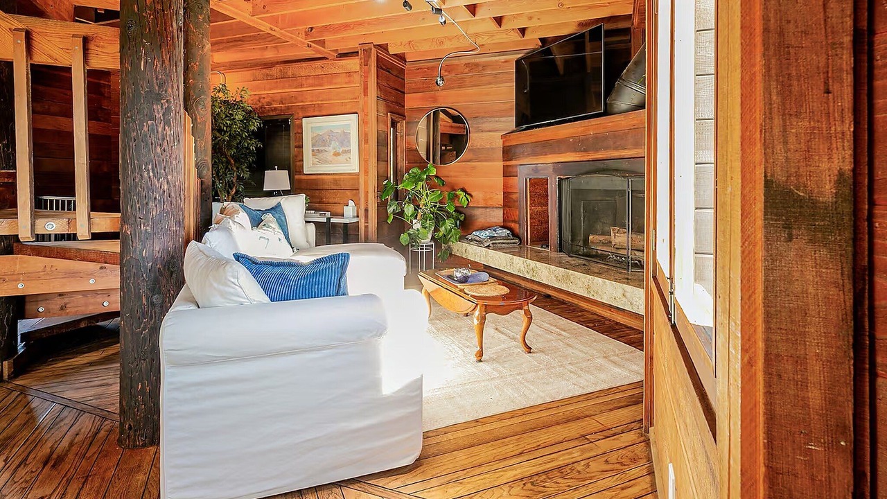 Photo of Livingroom in Valley Center