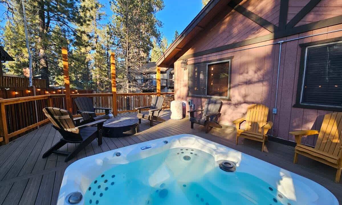 Photo of Outdoor in Summit Estates