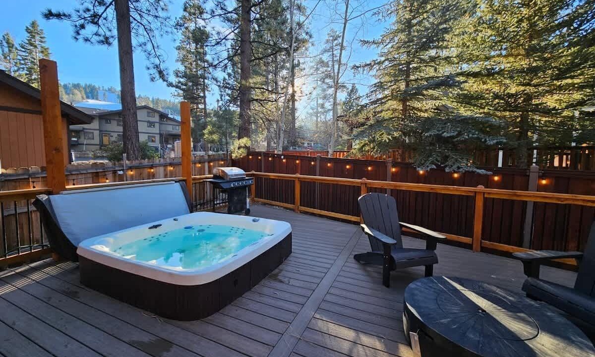 Photo of Patio Balcony in Summit Estates