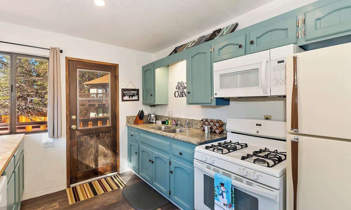 Photo of Kitchen in Summit Estates