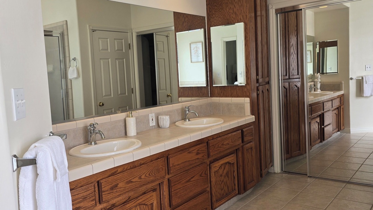 Photo of Bathroom in Pumpkin Center