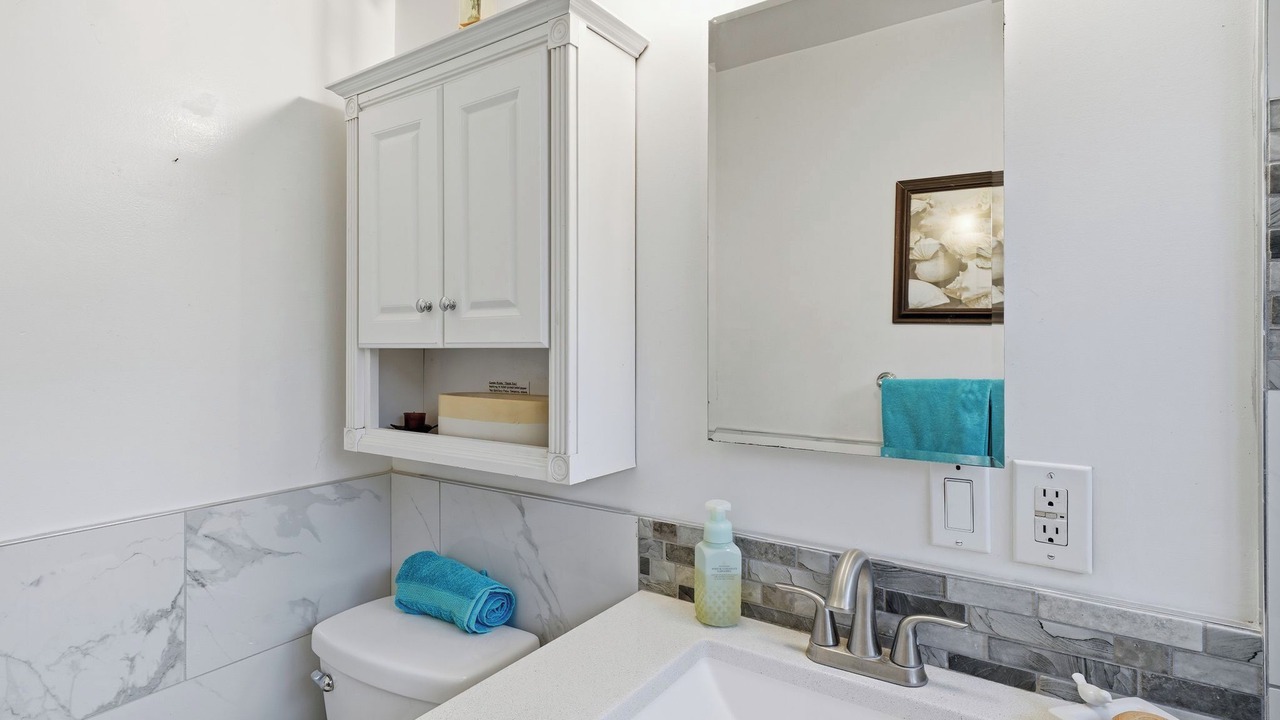 Photo of Bathroom in Carpinteria