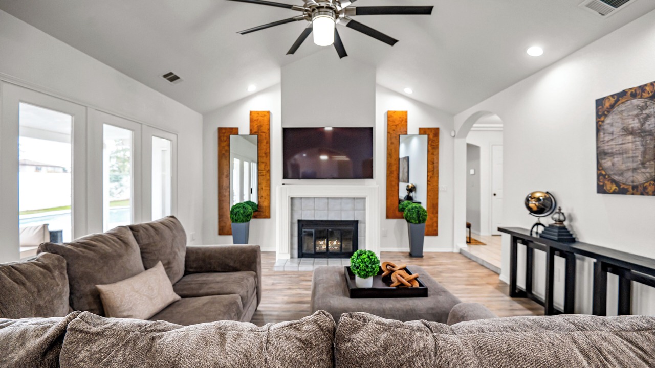 Photo of Livingroom in Visalia