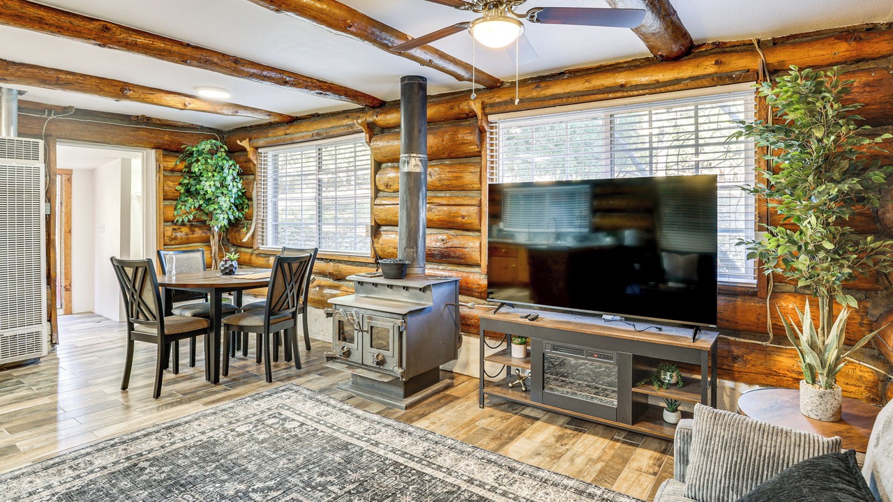 Photo of Bedroom in Mount Laguna