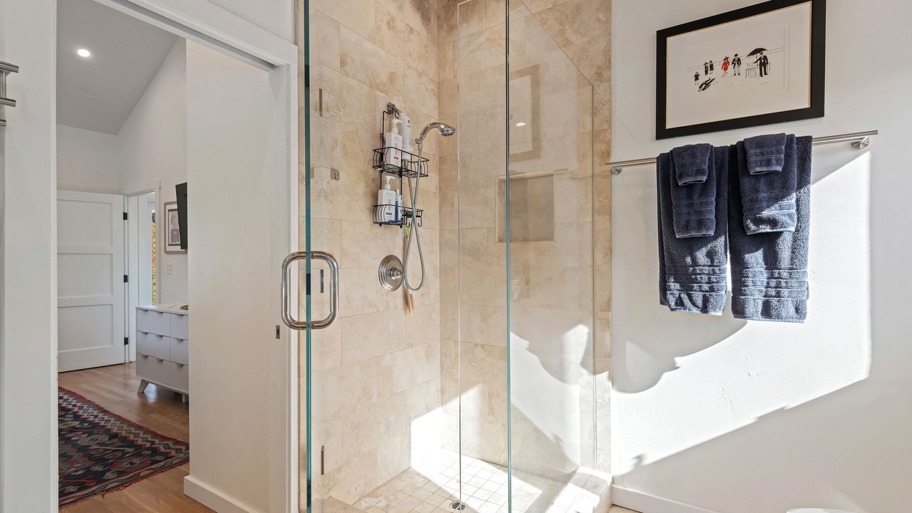 Photo of Bathroom in Carpinteria