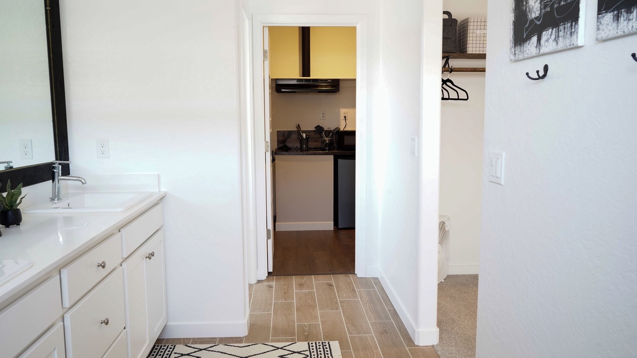 Photo of Kitchen in Hanford
