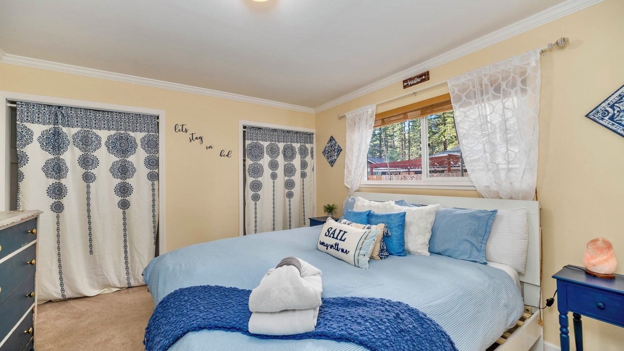 Photo of Bedroom in Al Tahoe
