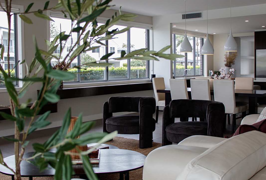 Photo of Livingroom in Broadbeach Waters
