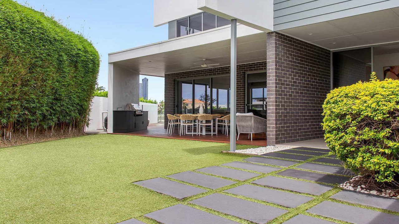 Photo of Outdoor in Broadbeach Waters