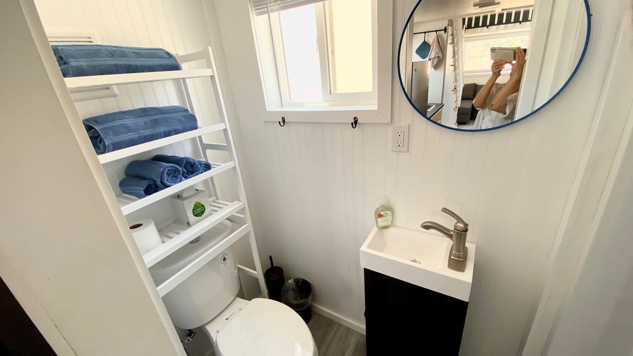 Photo of Bathroom in Lebec
