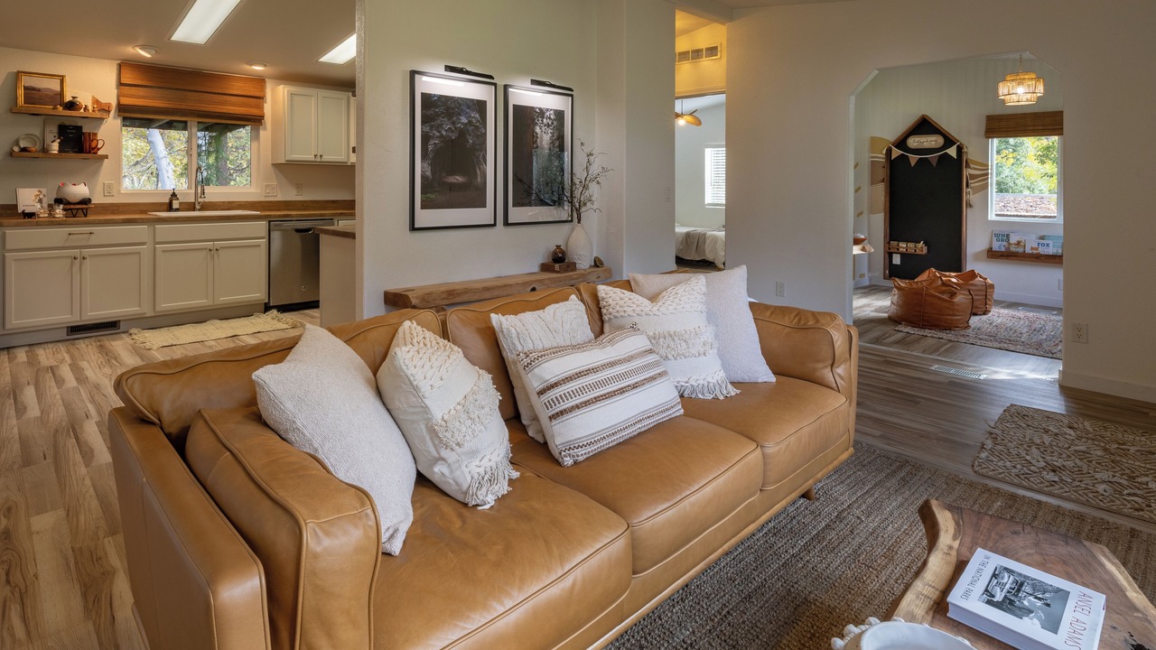 Photo of Livingroom in Kaweah