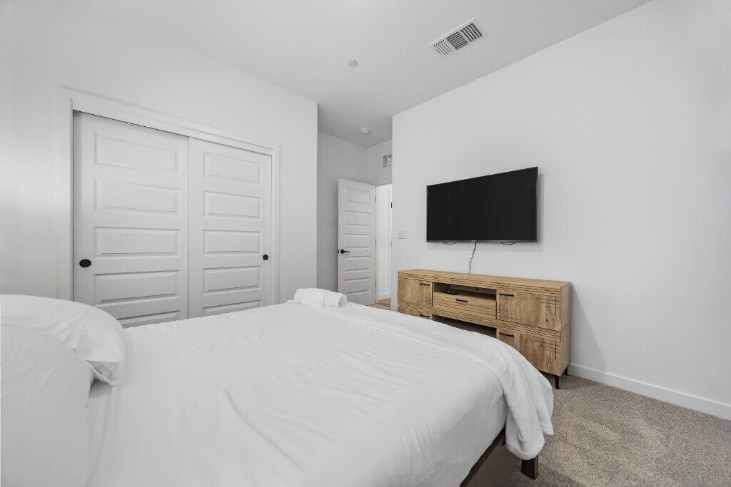 Photo of Bedroom in Pumpkin Center