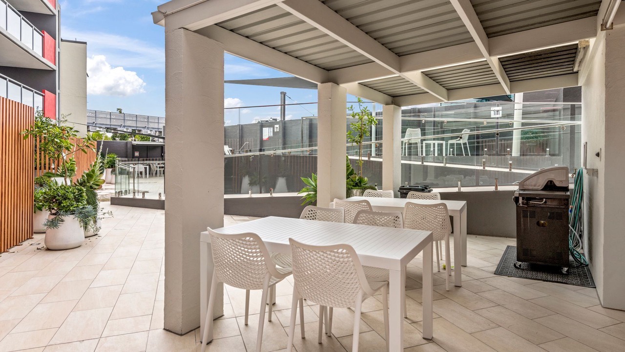 Photo of Outdoor in Bowen Hills