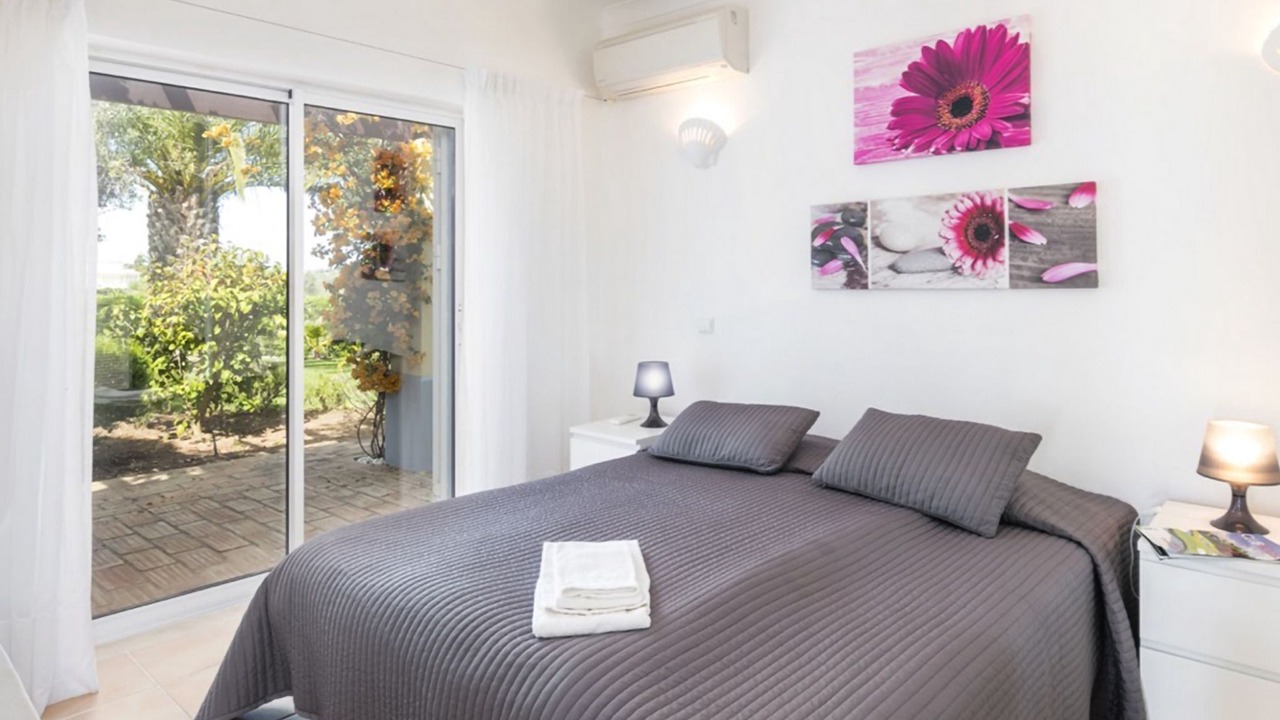 Photo of Bedroom in Estombar