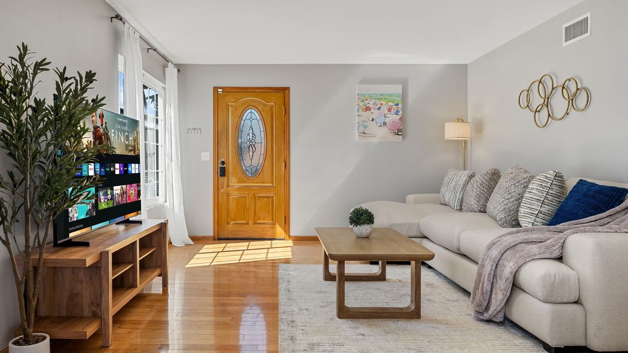 Photo of Livingroom in La Mesa