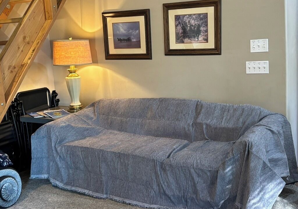 Photo of Livingroom in Oak View