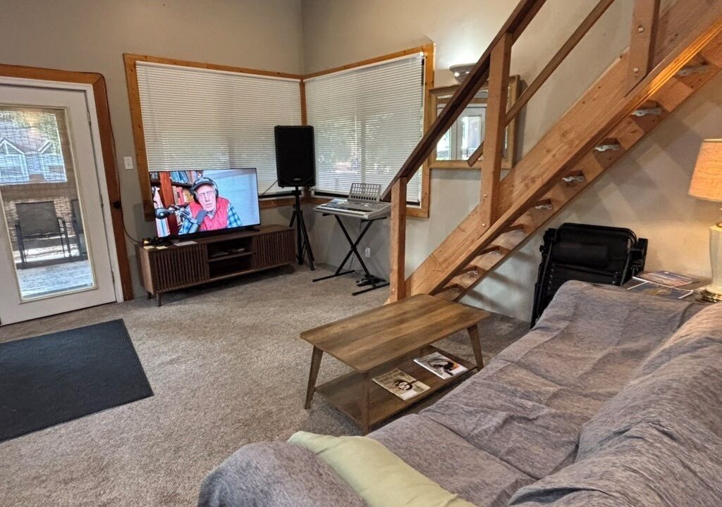 Photo of Livingroom in Oak View