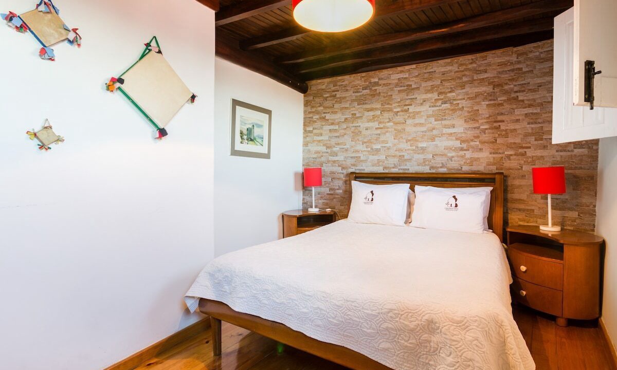Photo of Bedroom in Monsanto