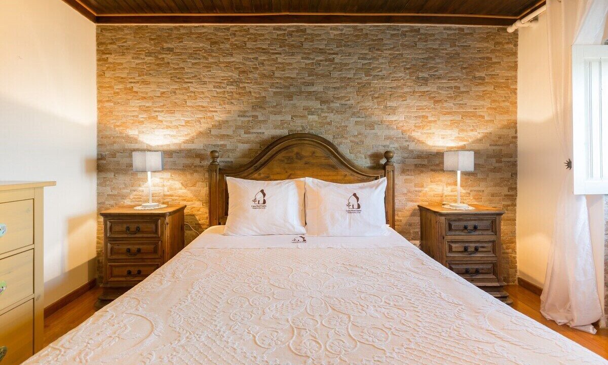 Photo of Bedroom in Monsanto