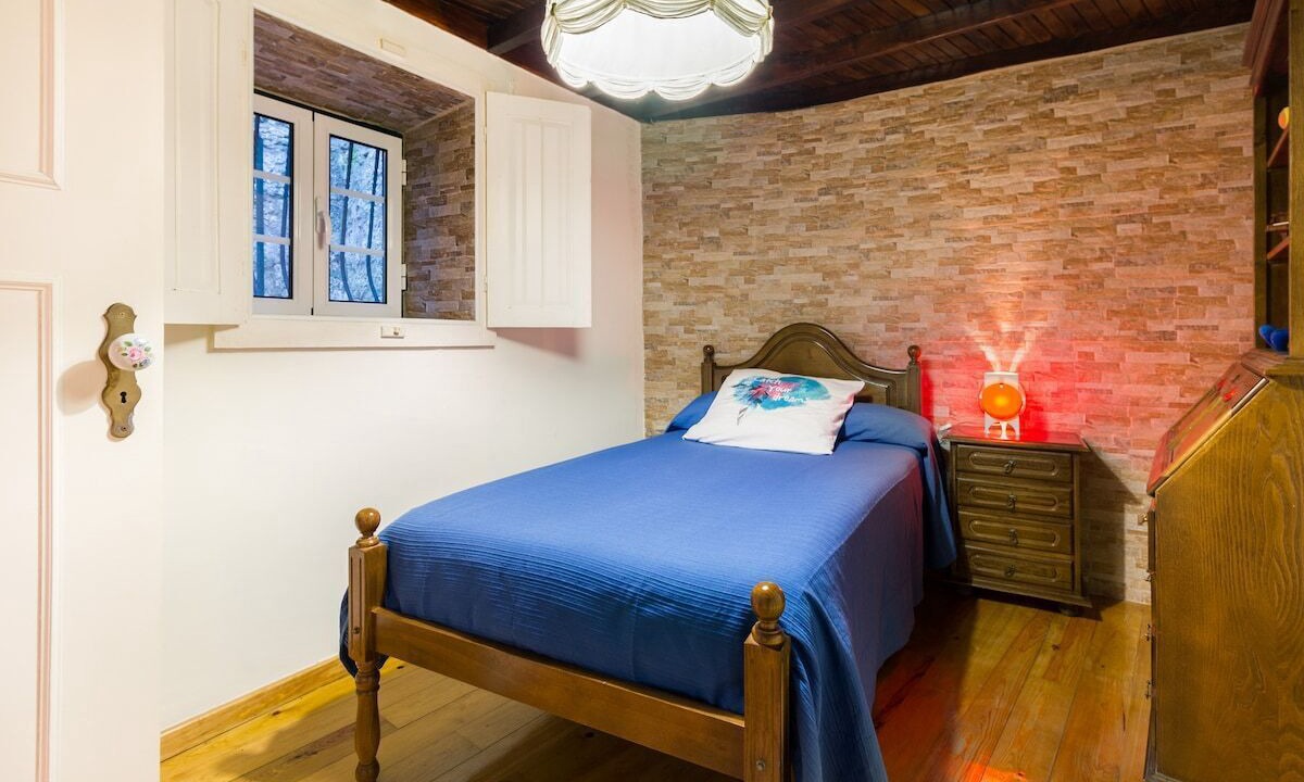 Photo of Bedroom in Monsanto