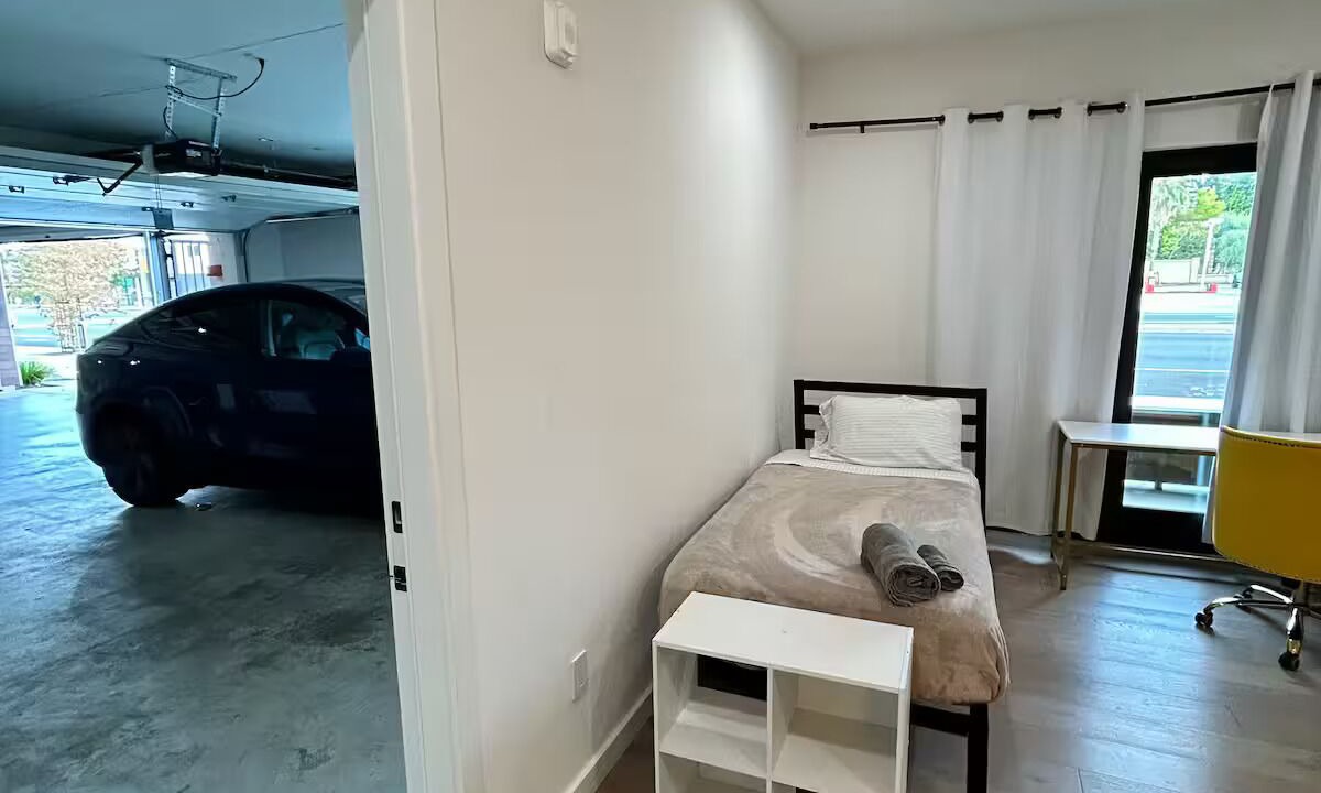 Photo of Bedroom in Redwood City