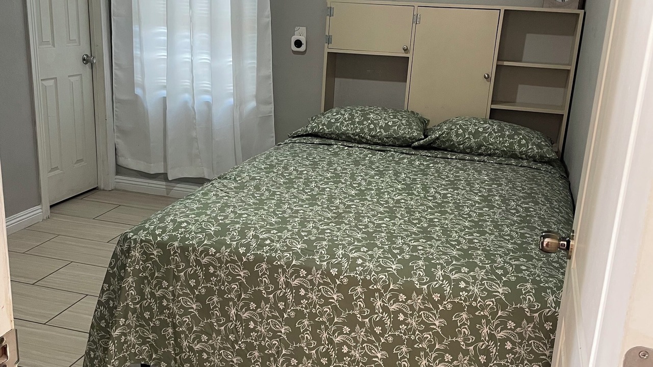 Photo of Bedroom in Sunrise Manor