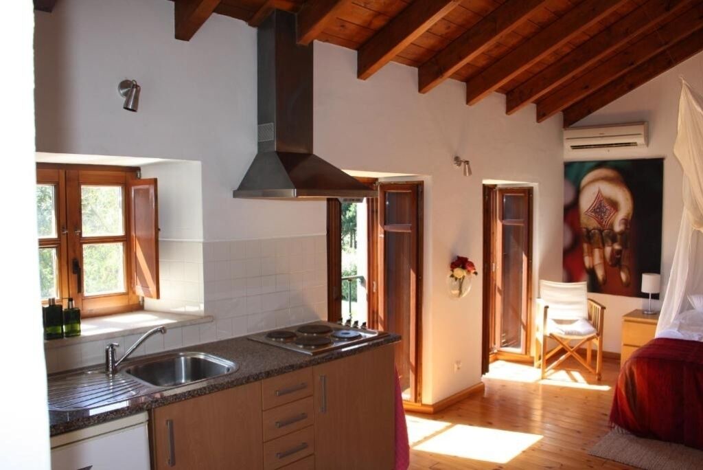 Photo of Kitchen in Bensafrim