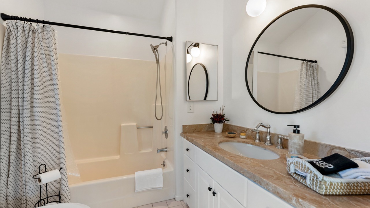 Photo of Bathroom in Summerland
