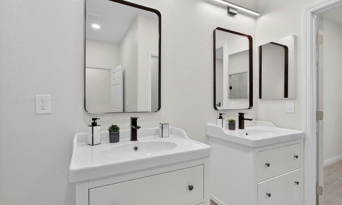 Photo of Bathroom in North Las Vegas