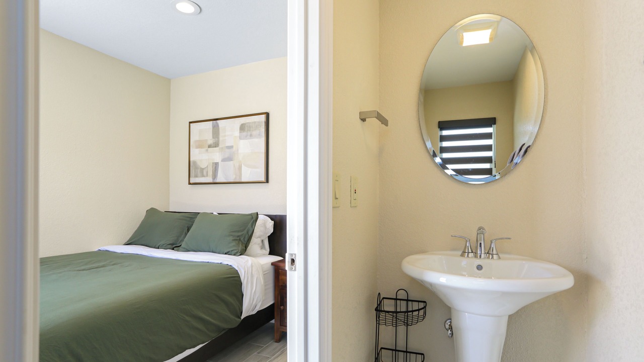 Photo of Bedroom in Rainbow Park