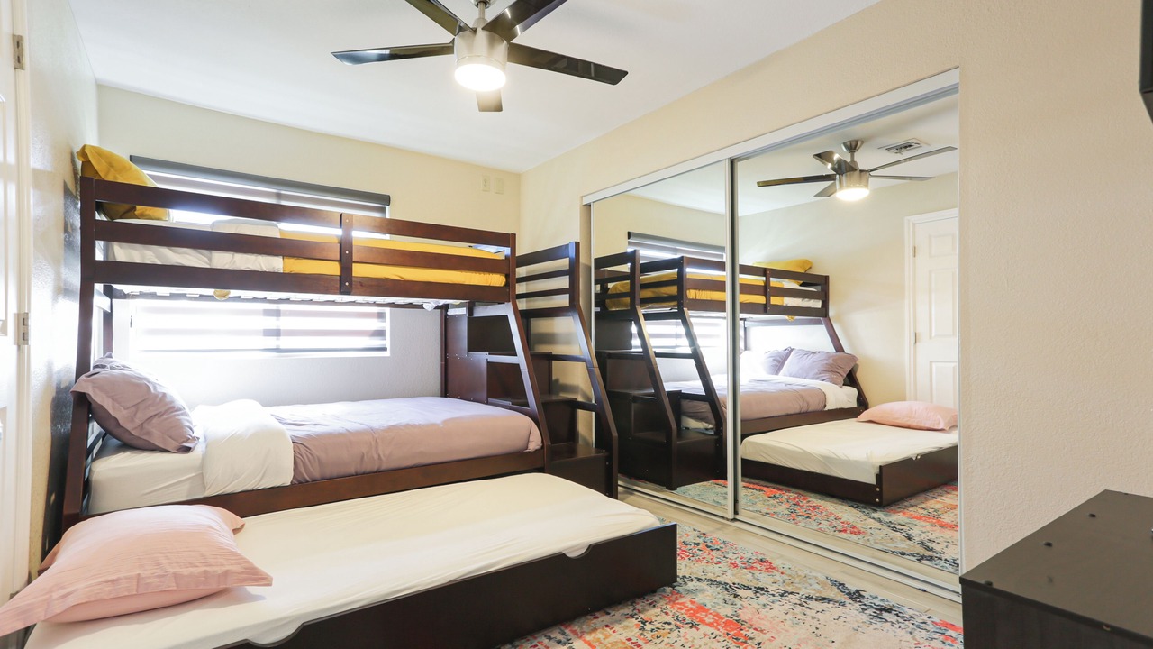 Photo of Bedroom in Rainbow Park