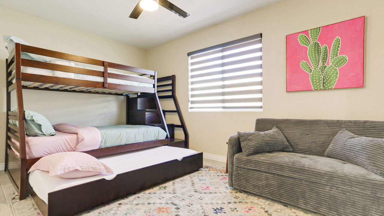Photo of Bedroom in Rainbow Park