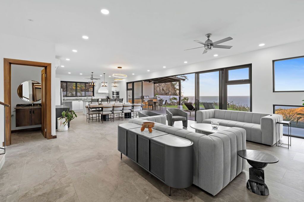 Photo of Livingroom in Playa Hermosa