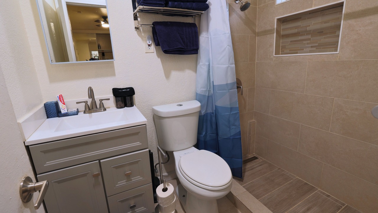 Photo of Bathroom in North Long Beach