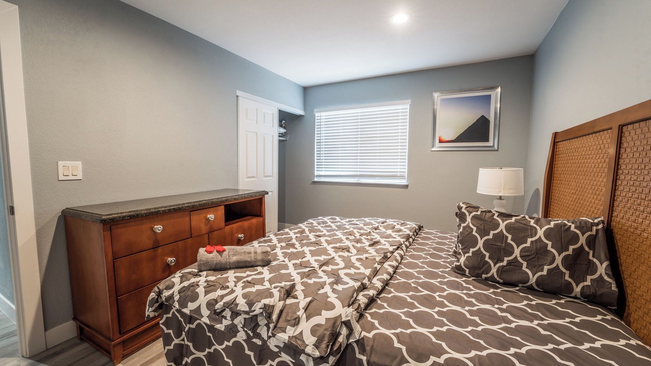 Photo of Bedroom in Sunrise Manor