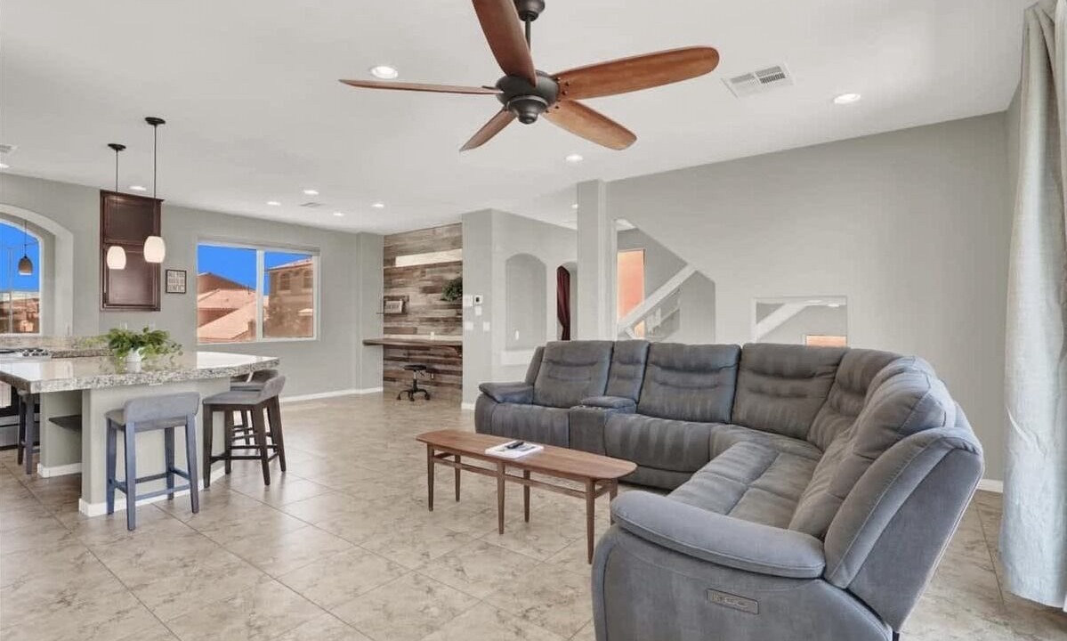 Photo of Bedroom in Enterprise