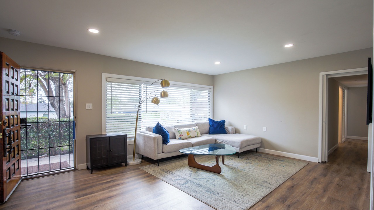 Photo of Livingroom in Fletcher Hills