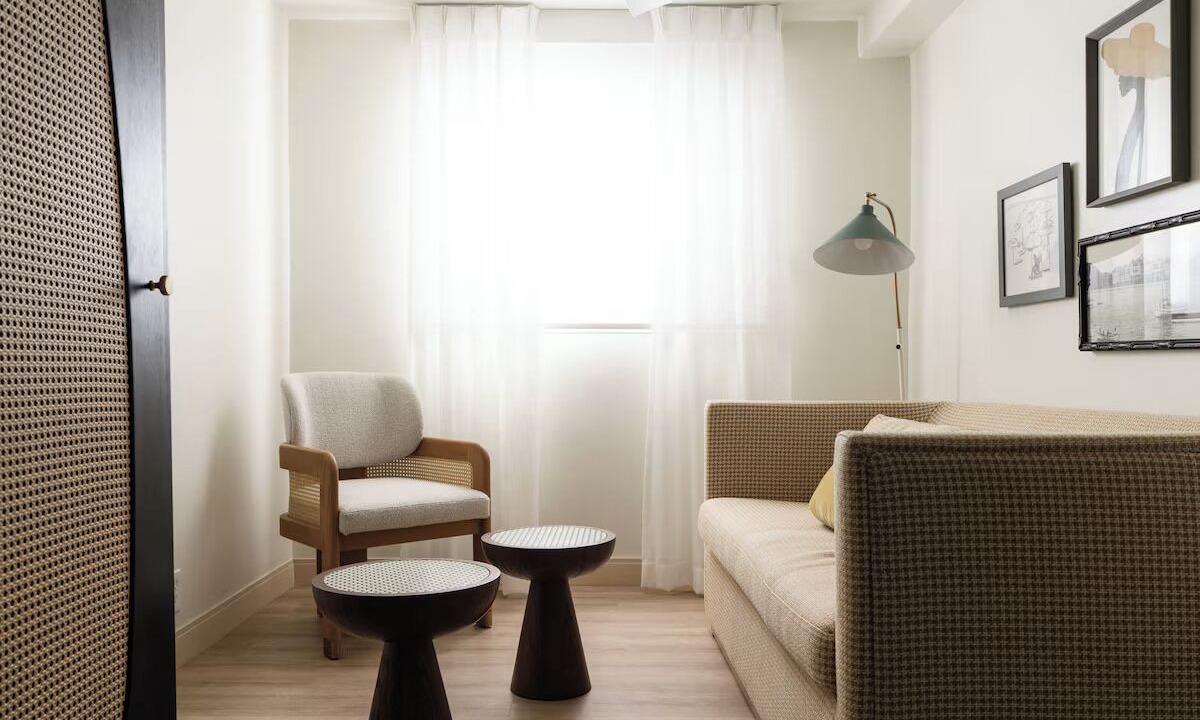 Photo of Livingroom in West Beach