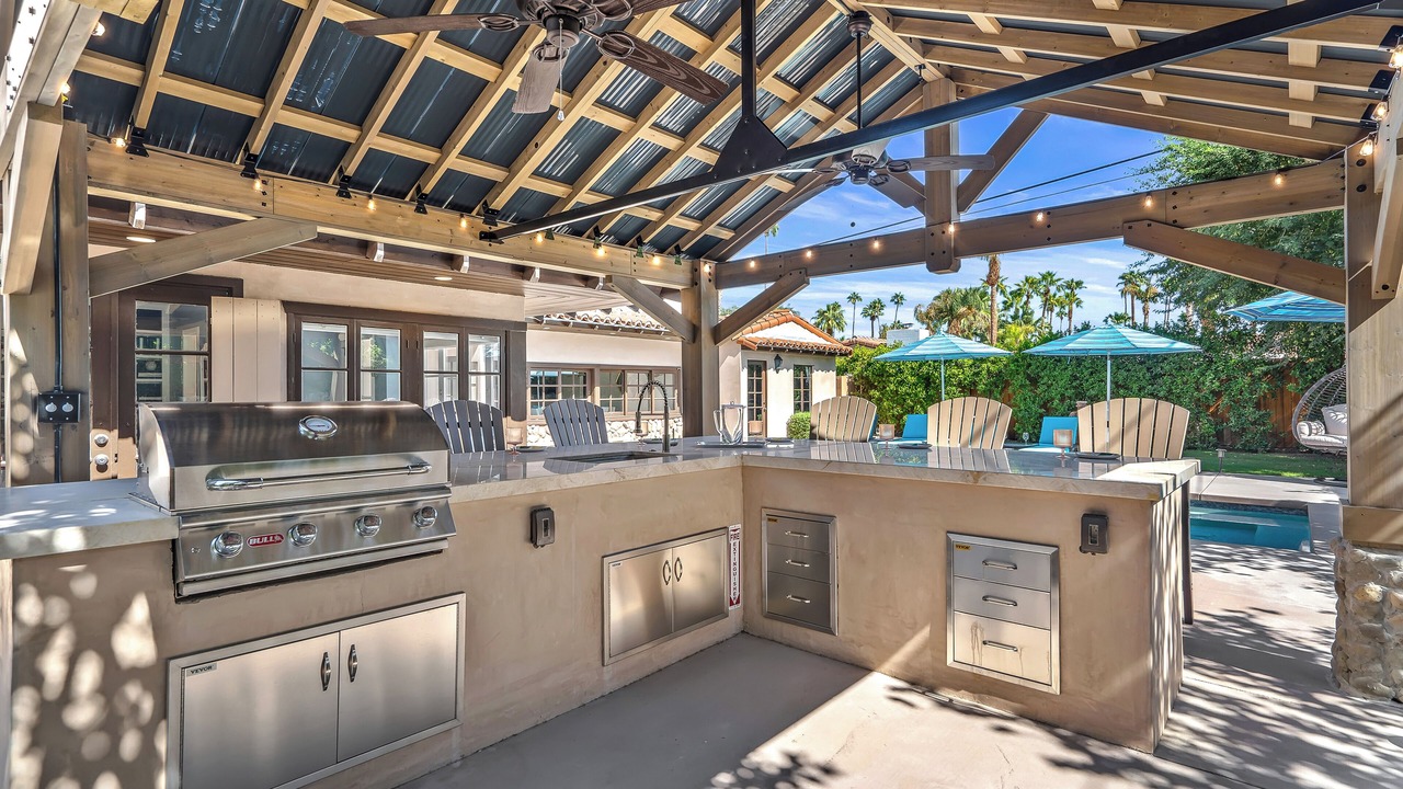 Photo of Patio Balcony in Tahquitz River Estates