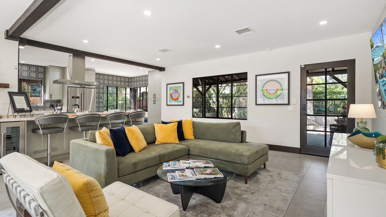 Photo of Livingroom in Tahquitz River Estates