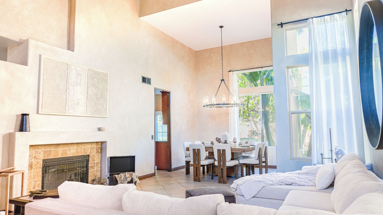 Photo of Livingroom in Otay Ranch