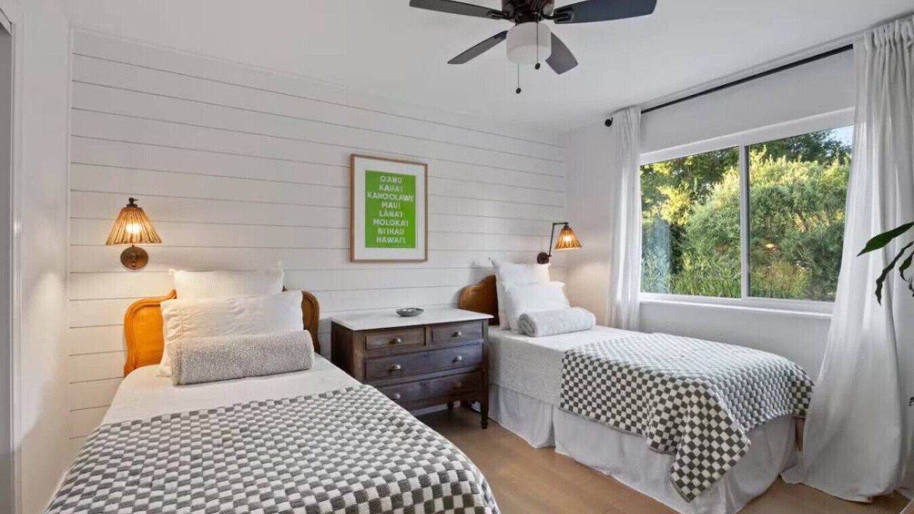 Photo of Bedroom in Meiners Oaks