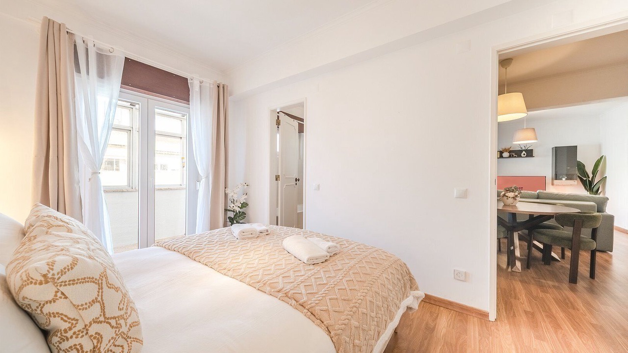 Photo of Bedroom in Oeiras