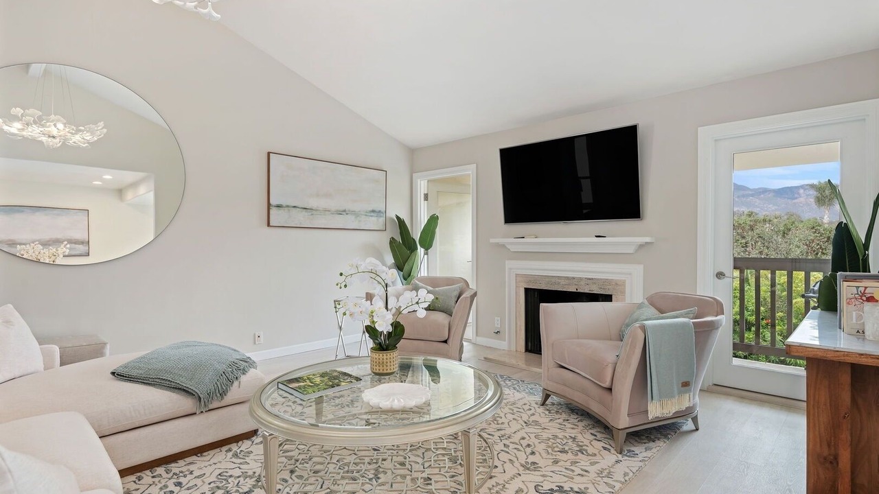 Photo of Livingroom in Montecito
