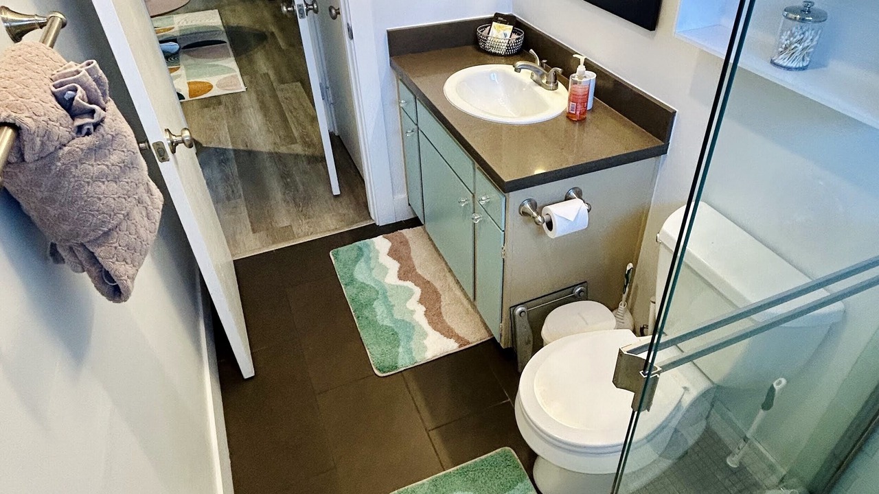 Photo of Bathroom in University Heights
