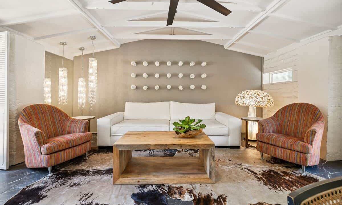 Photo of Livingroom in Tahquitz River Estates