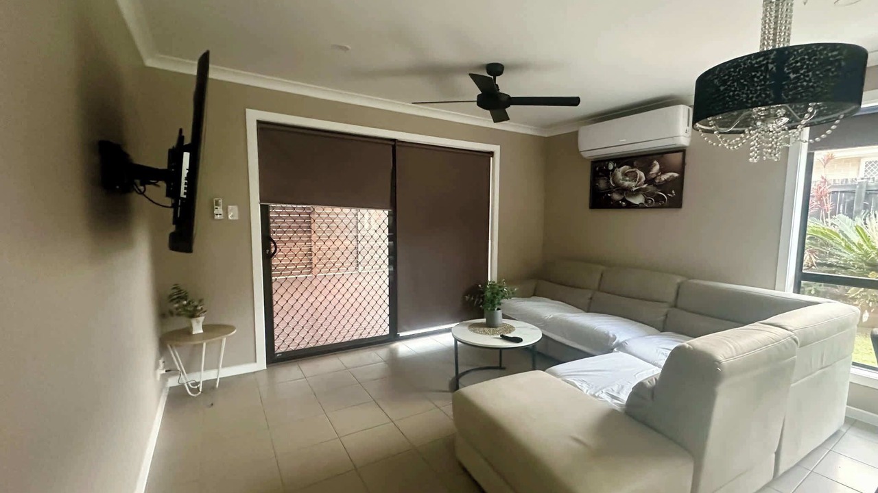 Photo of Livingroom in Redbank Plains